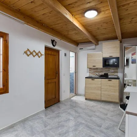 Nice Studio In Centro Ad 아파트