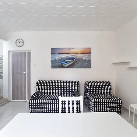 Nice Studio In Centro Ad Διαμέρισμα